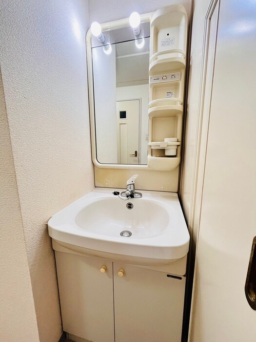 物件内観写真15　(洗面)