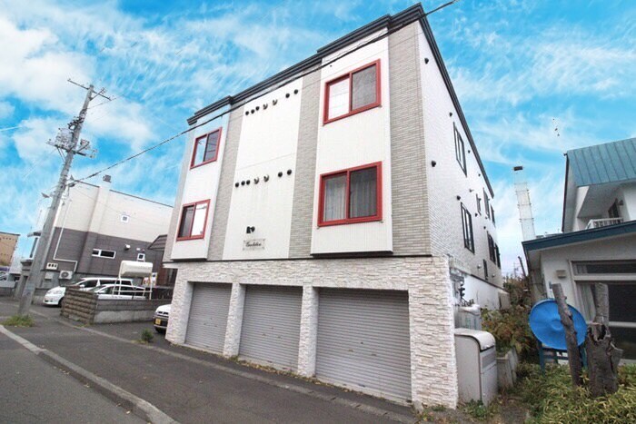 物件外観写真1　(外観写真)