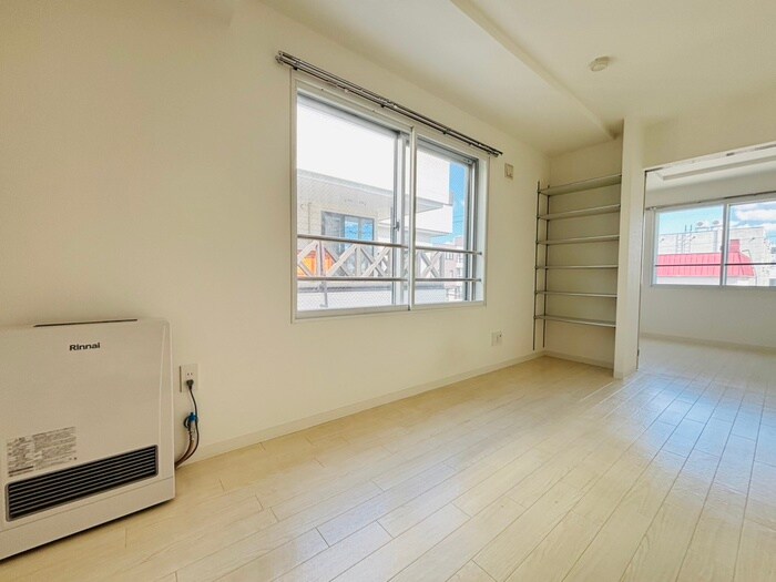 物件内観写真7　(居室)