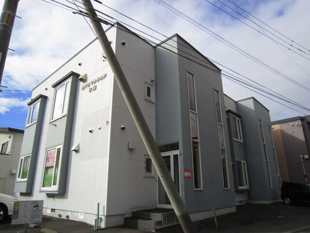 物件外観写真2　(外観写真)