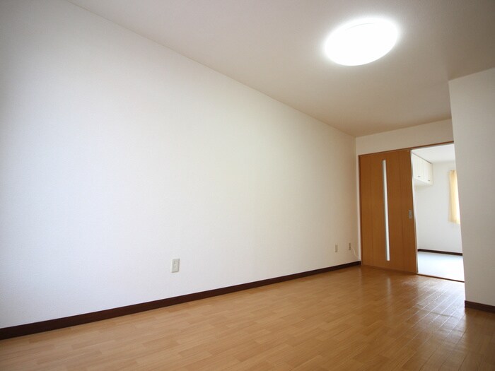 物件内観写真6　(居室)