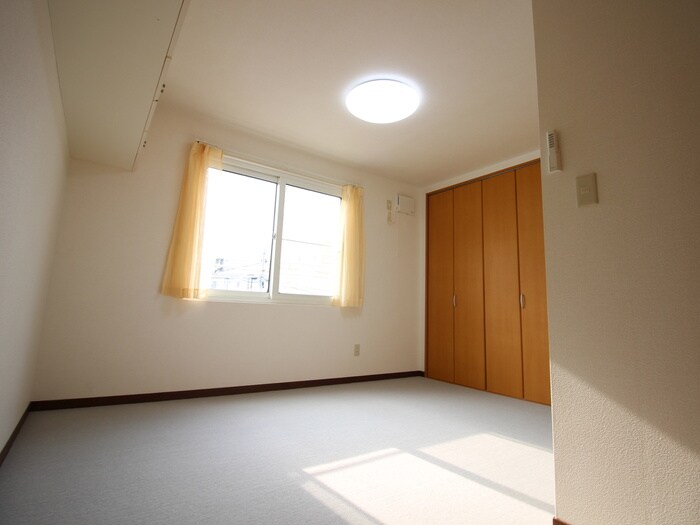 物件内観写真7　(居室)