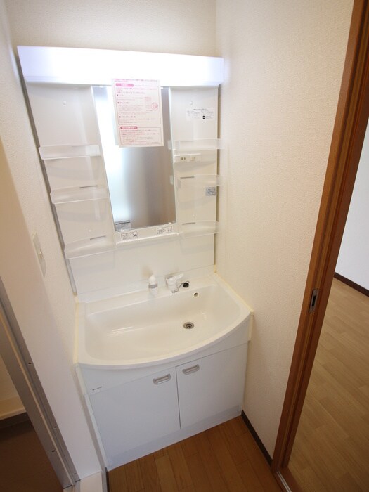 物件内観写真11　(洗面)