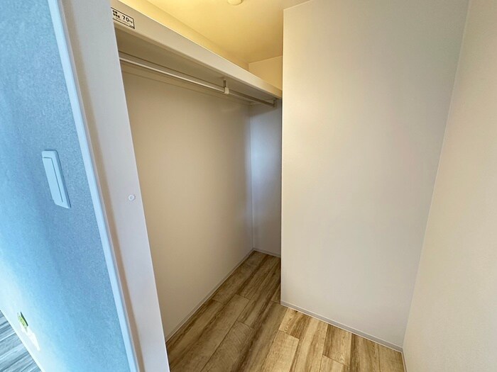 物件内観写真16　(収納)