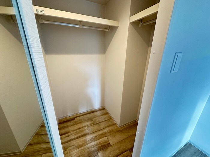 物件内観写真18　(収納)