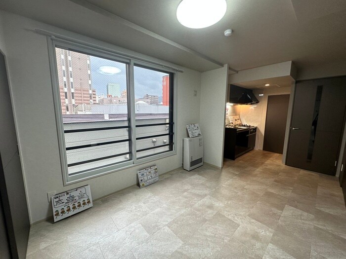 物件内観写真5　(居室)