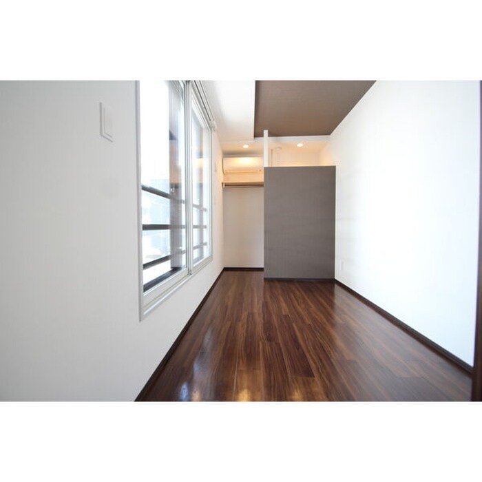 物件内観写真5　(居室)