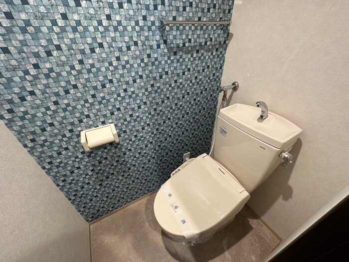物件内観写真8　(トイレ)