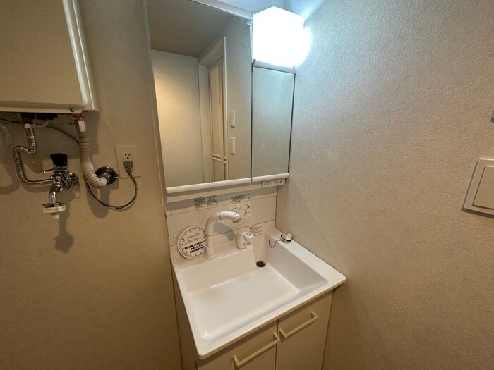 物件内観写真9　(洗面)
