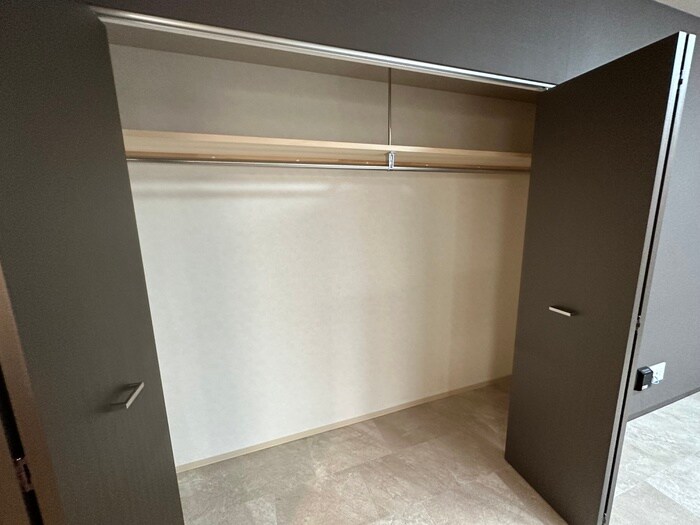 物件内観写真11　(収納)