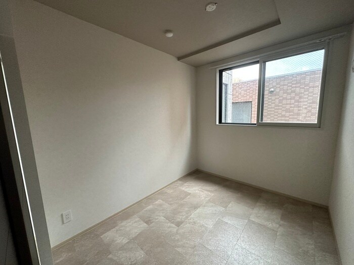 物件内観写真12　(居室)