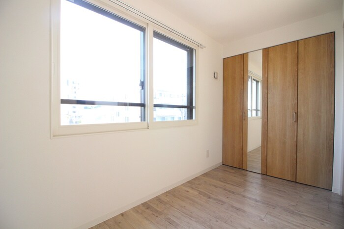 物件内観写真10　(居室)