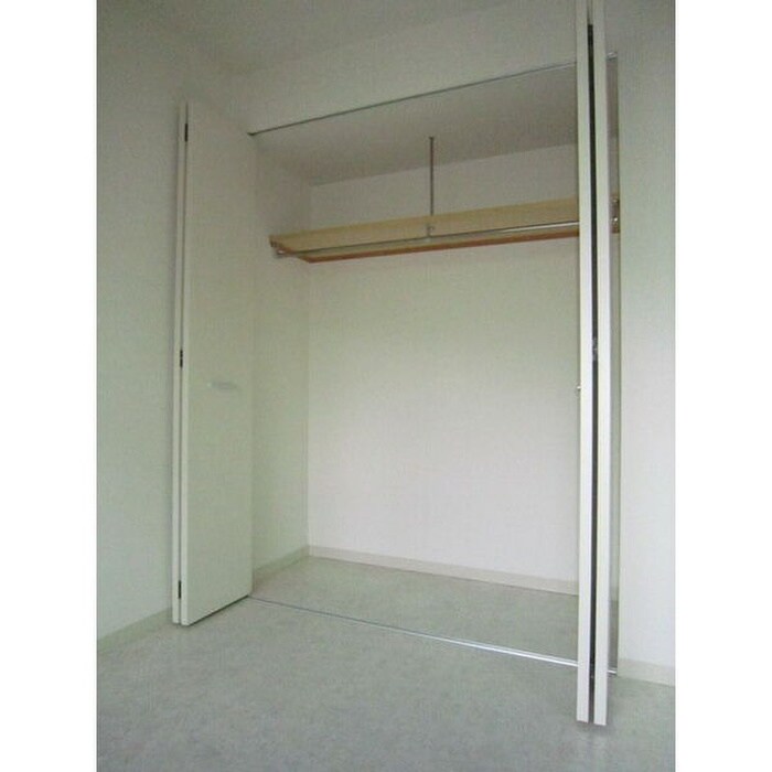 物件内観写真14　(収納)