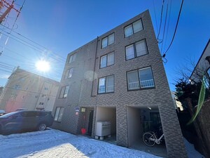 マ－プル円山外観写真