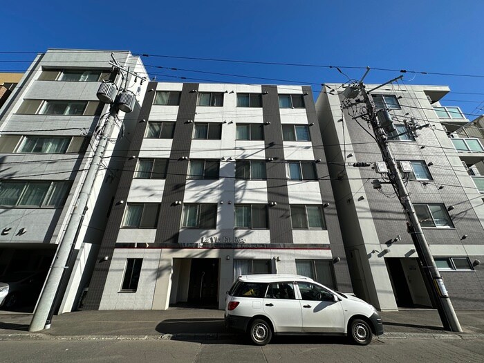 物件外観写真3　(外観写真)