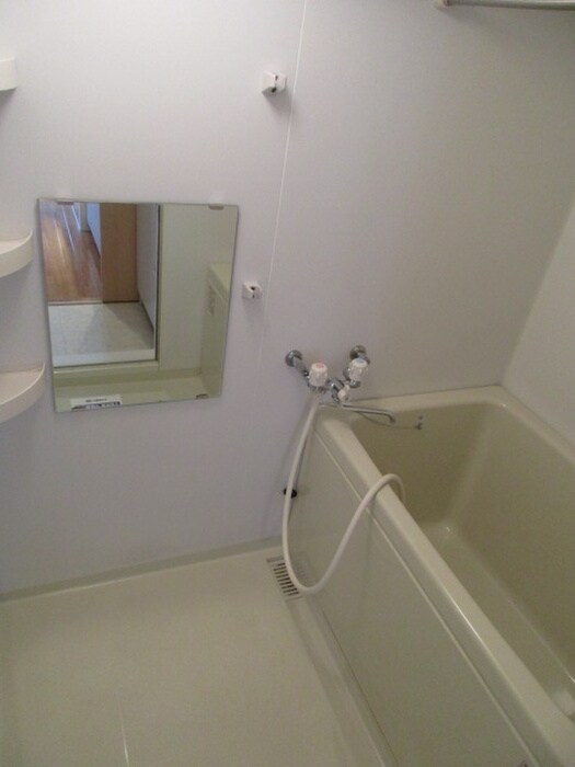 物件内観写真8　(バス／シャワールーム等)