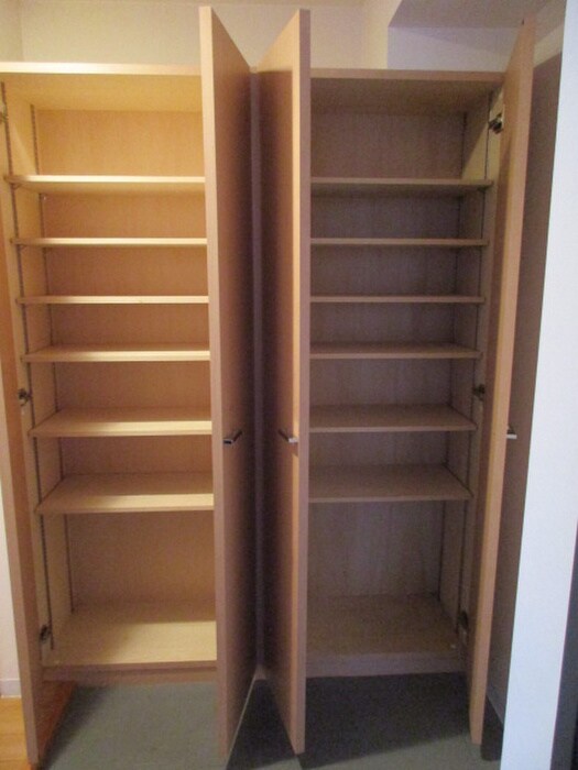 物件内観写真18　(靴箱)