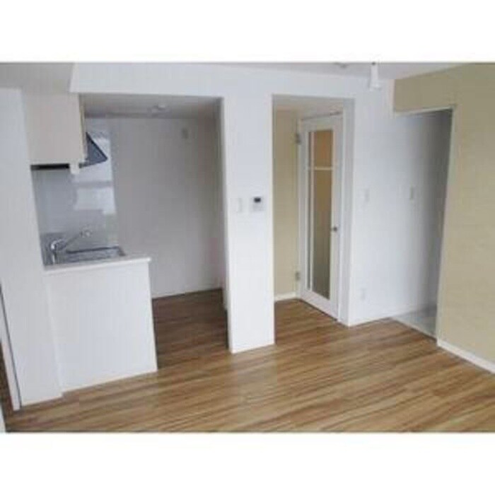 物件内観写真8　(居室)