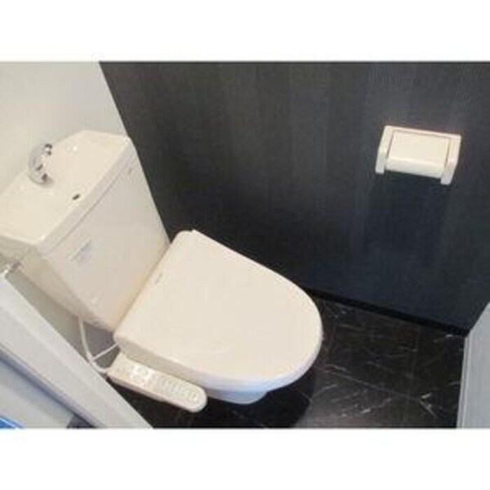 物件内観写真13　(トイレ)