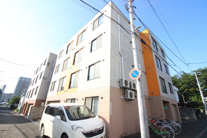 物件外観写真2　(外観写真)