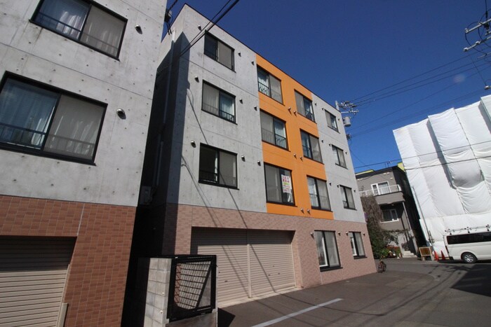 物件外観写真6　(外観写真)