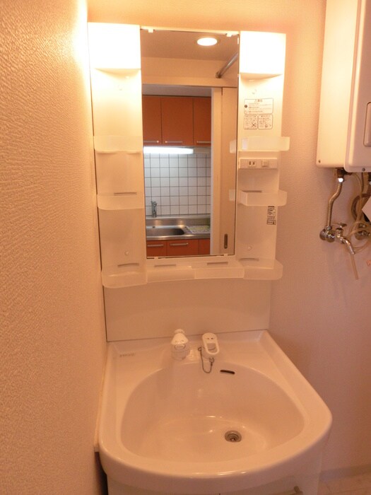 物件内観写真12　(洗面)