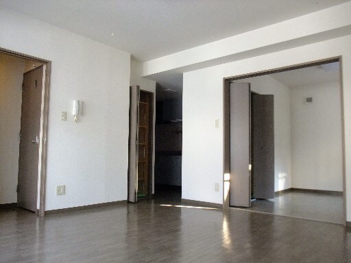 物件内観写真5　(居室)