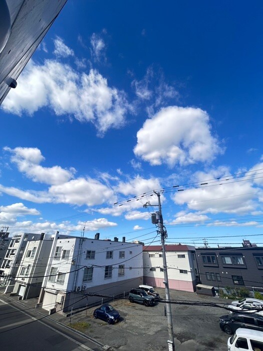 物件内観写真17　(室内からの展望)