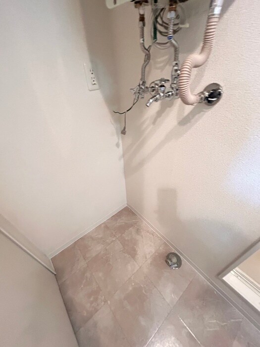 物件内観写真19　(洗濯機置場)