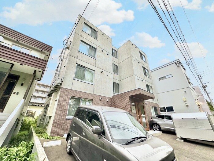 物件外観写真1　(外観写真)