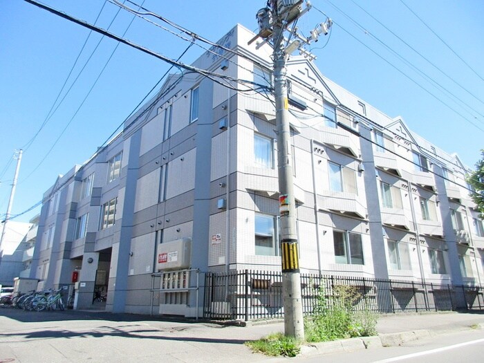 物件外観写真1　(外観写真)