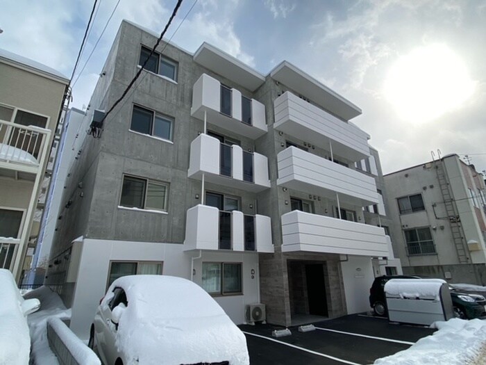 物件外観写真1　(外観写真)