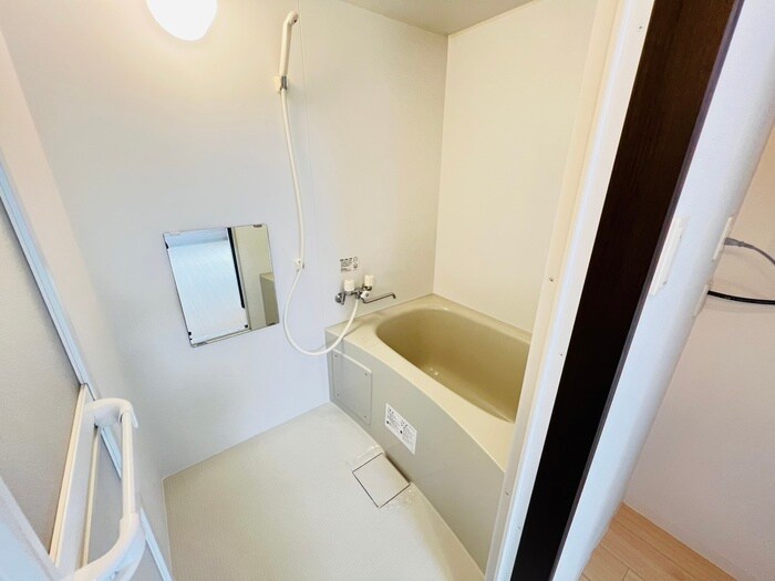 物件内観写真12　(バス／シャワールーム等)