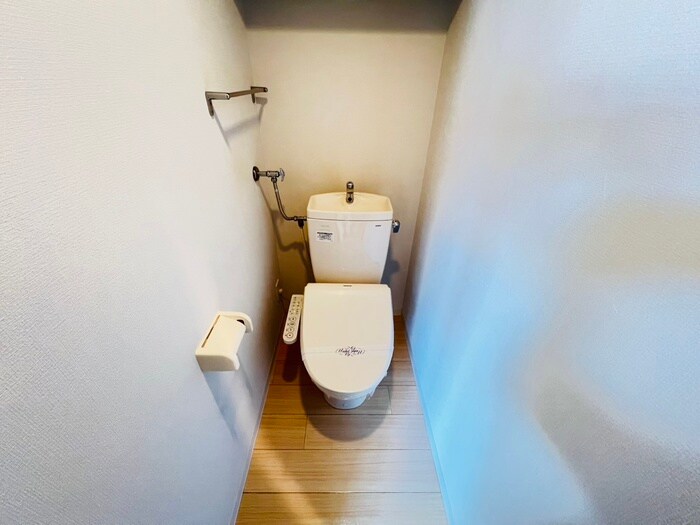 物件内観写真13　(トイレ)