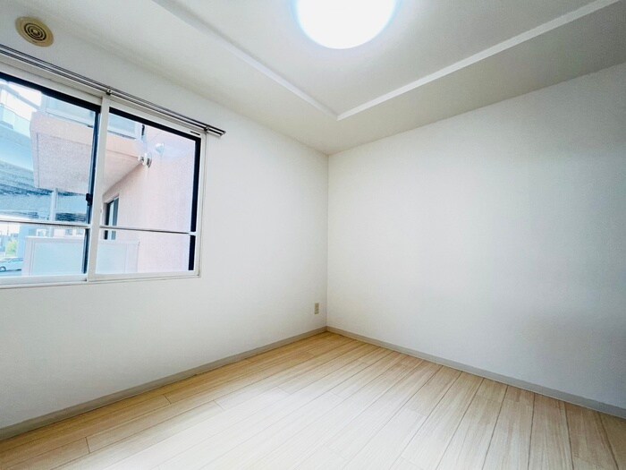 物件内観写真22　(居室)