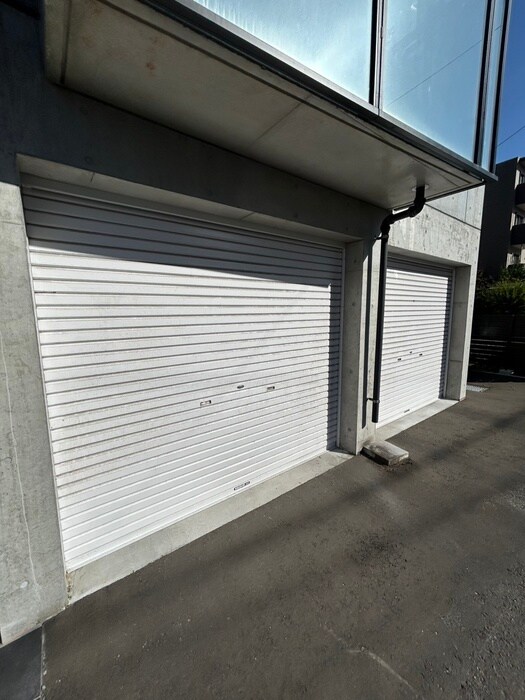 物件外観写真3　(駐車場)