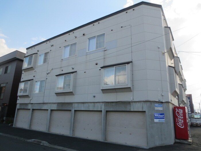 物件外観写真1　(外観写真)