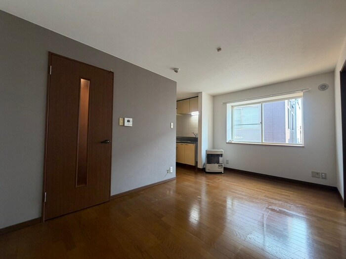 物件内観写真5　(居室)