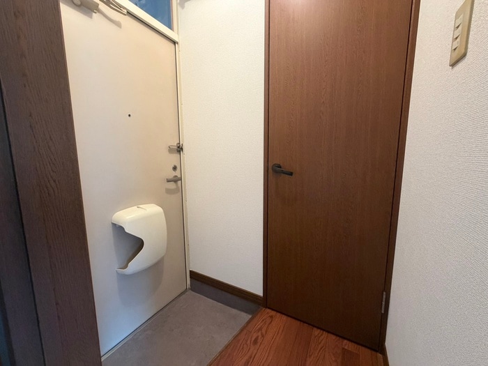 物件内観写真19　(玄関)
