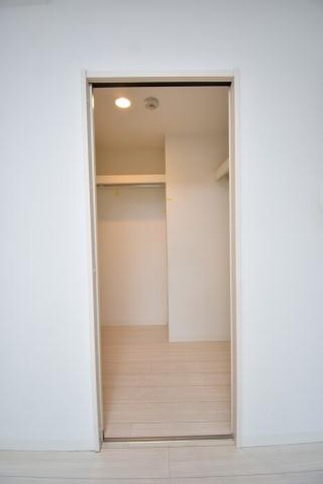 物件内観写真10　(収納)