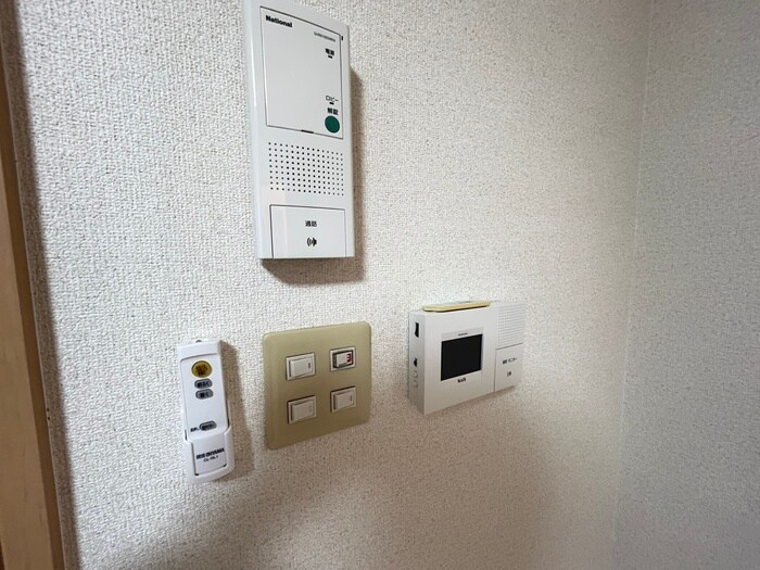 物件内観写真14　(廊下)