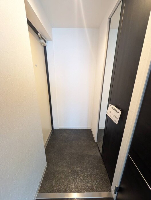 物件内観写真22　(玄関)
