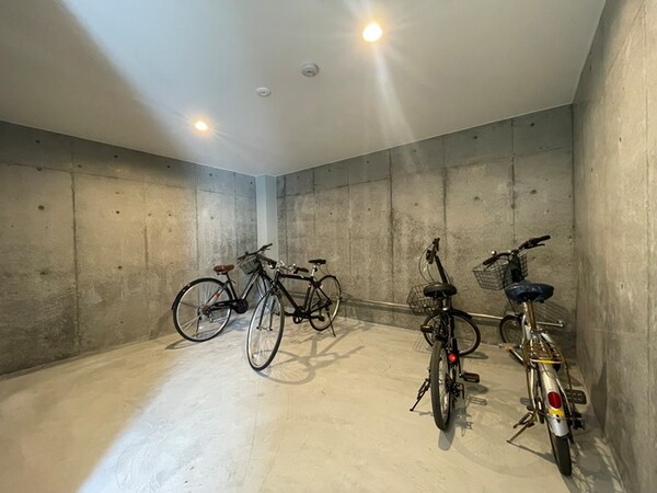 駐輪場