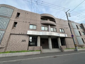 宮の森ロジュマン２外観写真