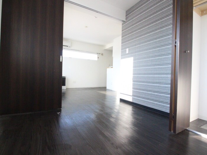 物件内観写真10　(居室)