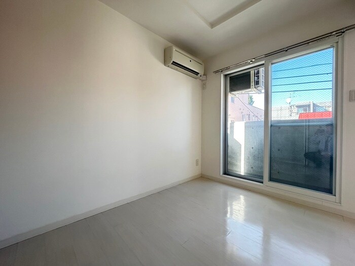 物件内観写真22　(居室)