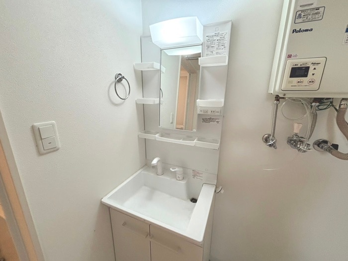 物件内観写真11　(洗面)