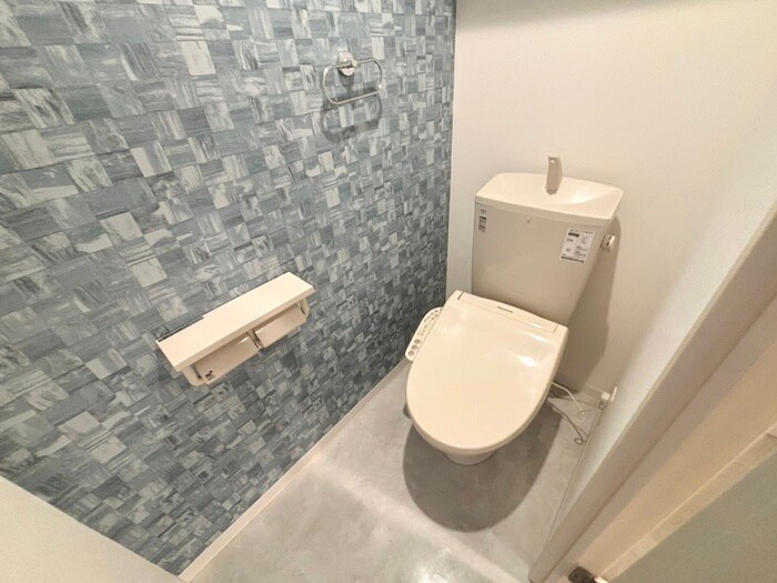 物件内観写真14　(トイレ)