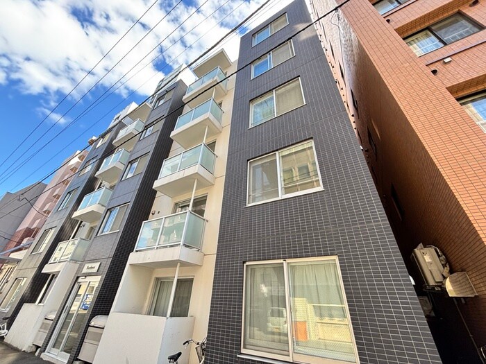 物件外観写真3　(外観写真)