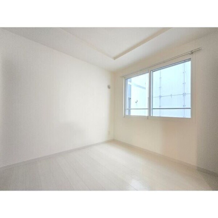 物件内観写真16　(居室)